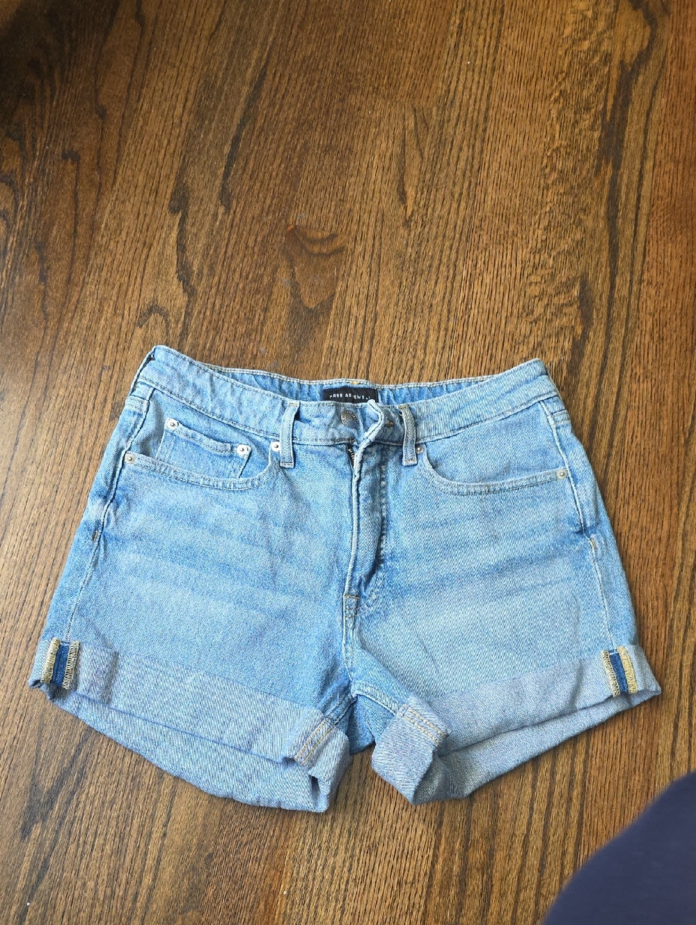 Light Wash Denim Roll-Cuff Women's Jean Shorts